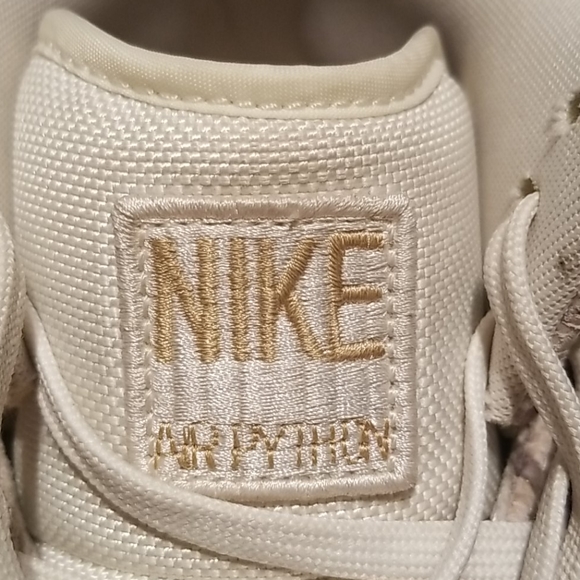 Nike Air Python. Size 11 - Picture 11 of 14